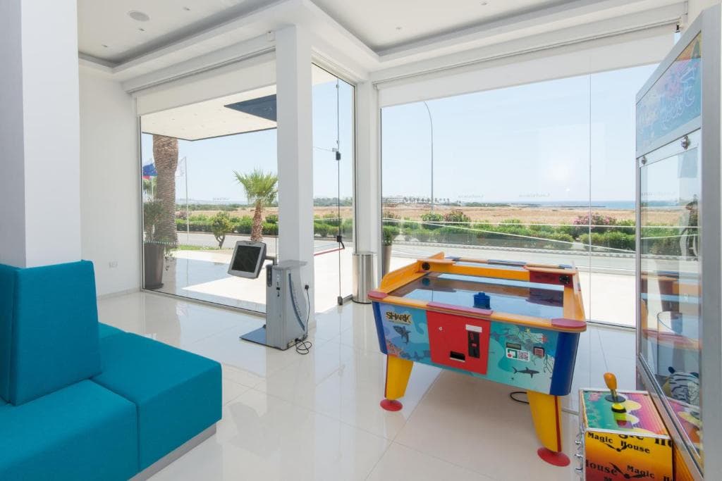 Loutsiana Deluxe Apartments - 40