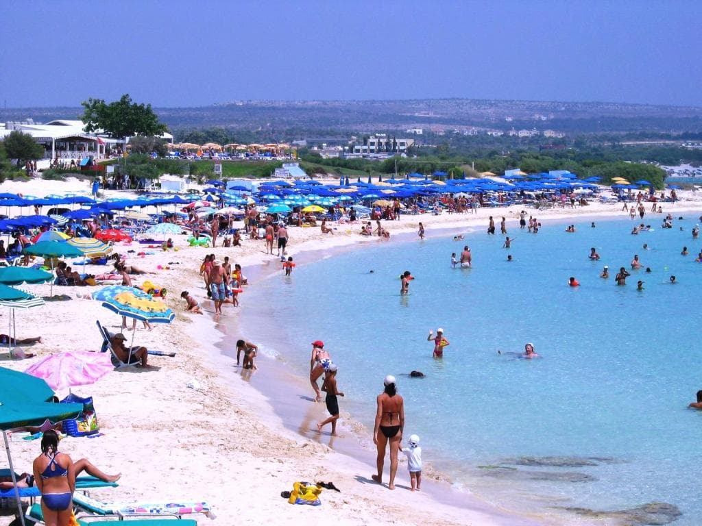 Loutsiana Deluxe Apartments - 41