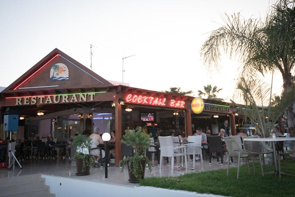 Loutsiana Deluxe Apartments - 44