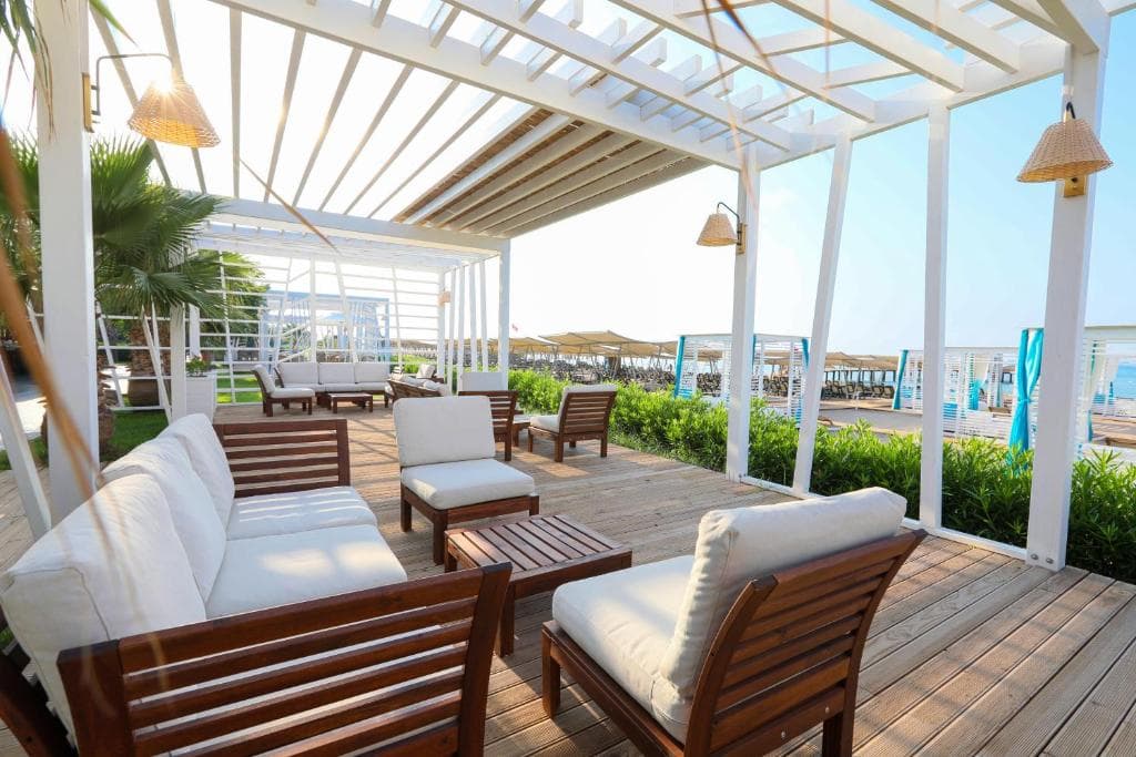 Sherwood Exclusive Lara (ex Sherwood Breezes) - 17