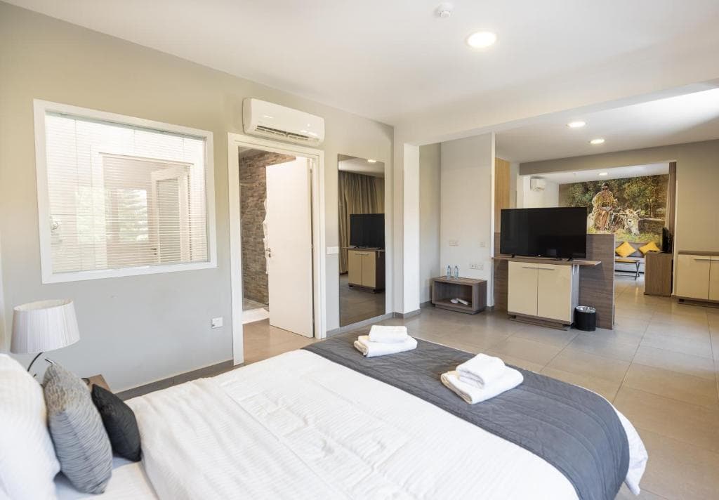 Rise Street Art Hotel - 6