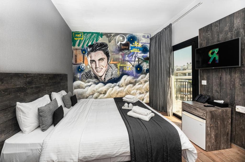 Rise Street Art Hotel - 25