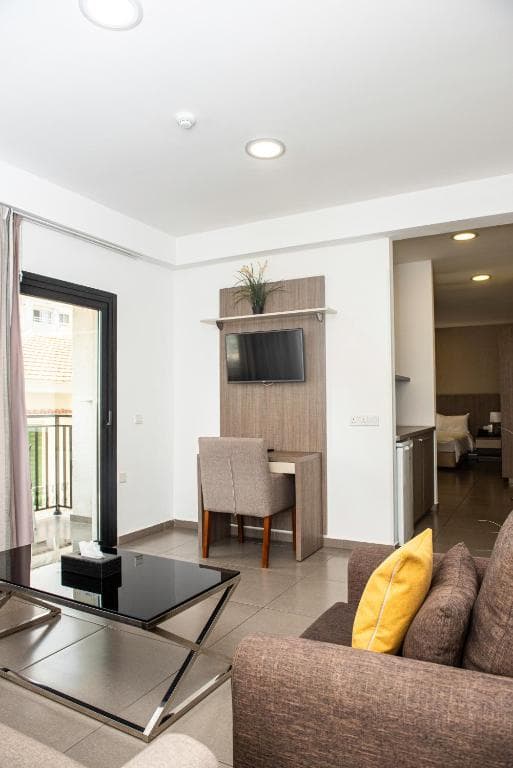 Rise Street Art Hotel - 35