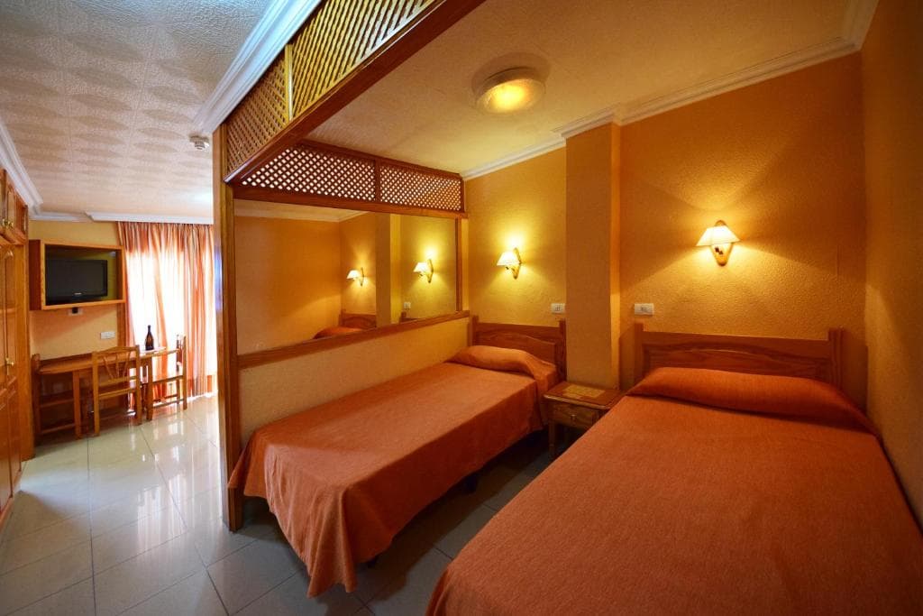 Hotel Skyview by LIVVO - 8