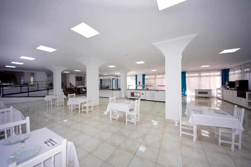 Hotel Skyview by LIVVO - 14