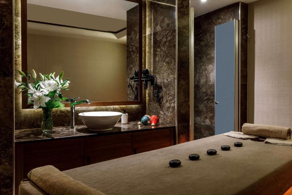 Ramada Hotel And Suites by Wyndham Istanbul Golden Horn - 34