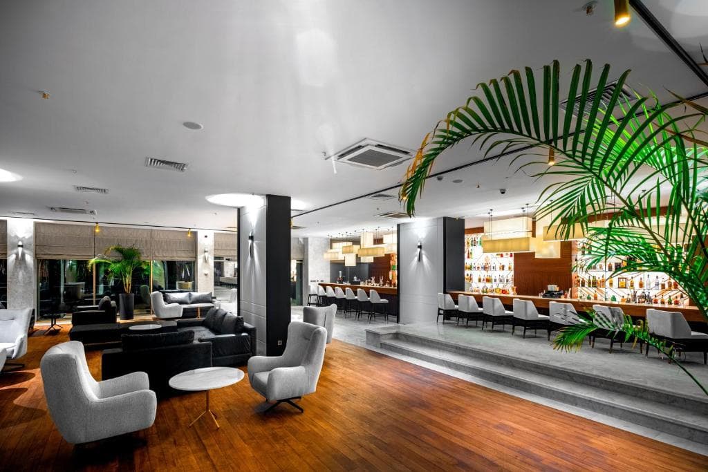 Rubi Platinum Sign - 11