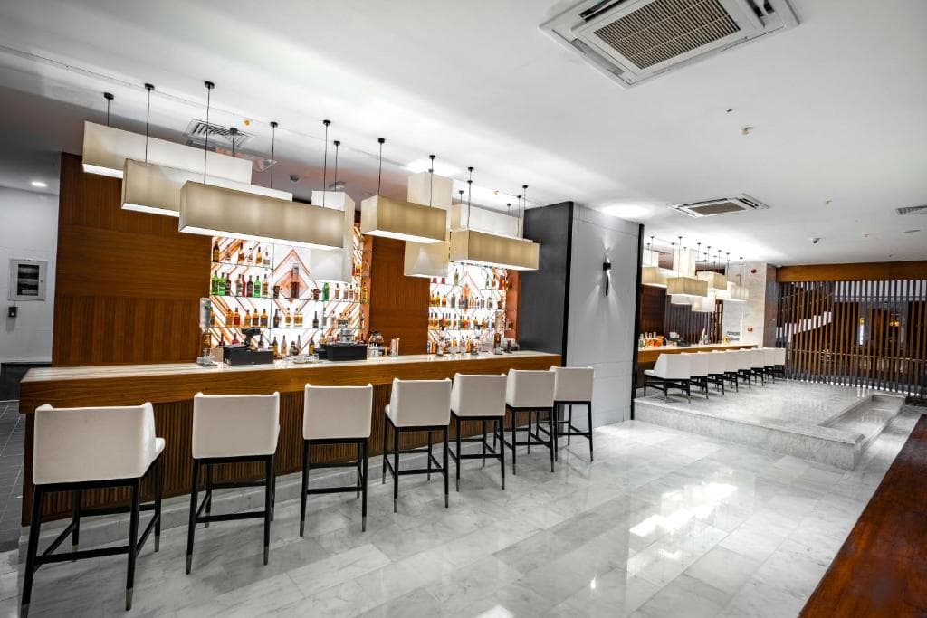 Rubi Platinum Sign - 12