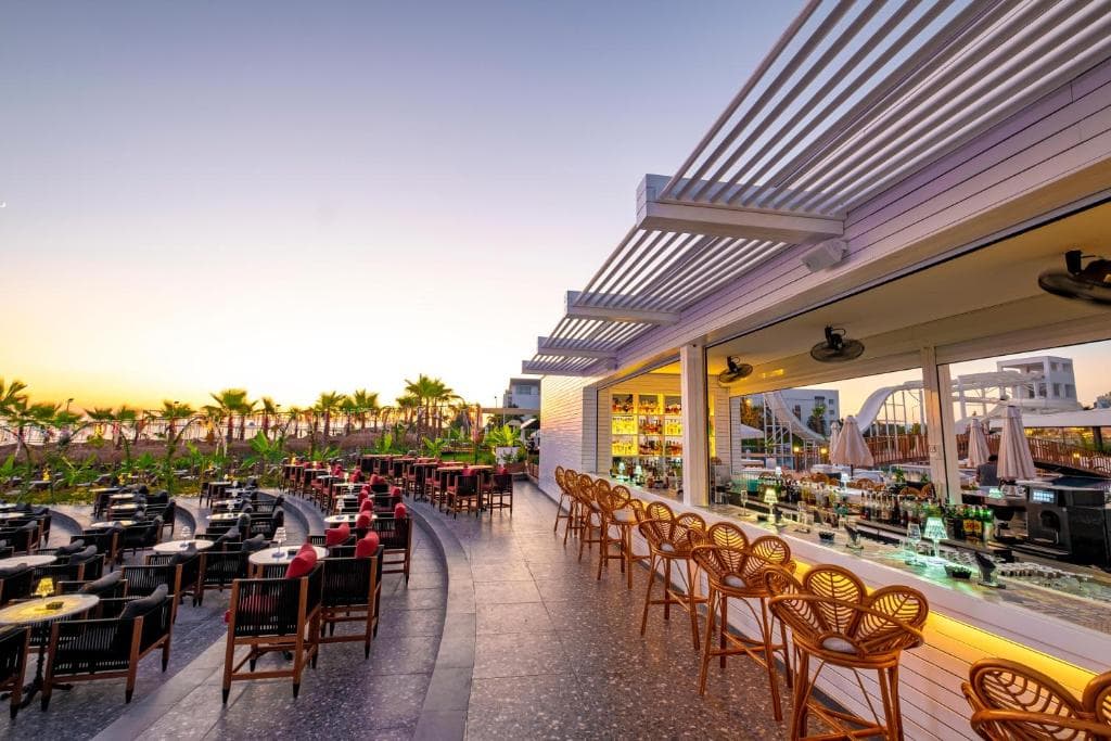 Rubi Platinum Sign - 14