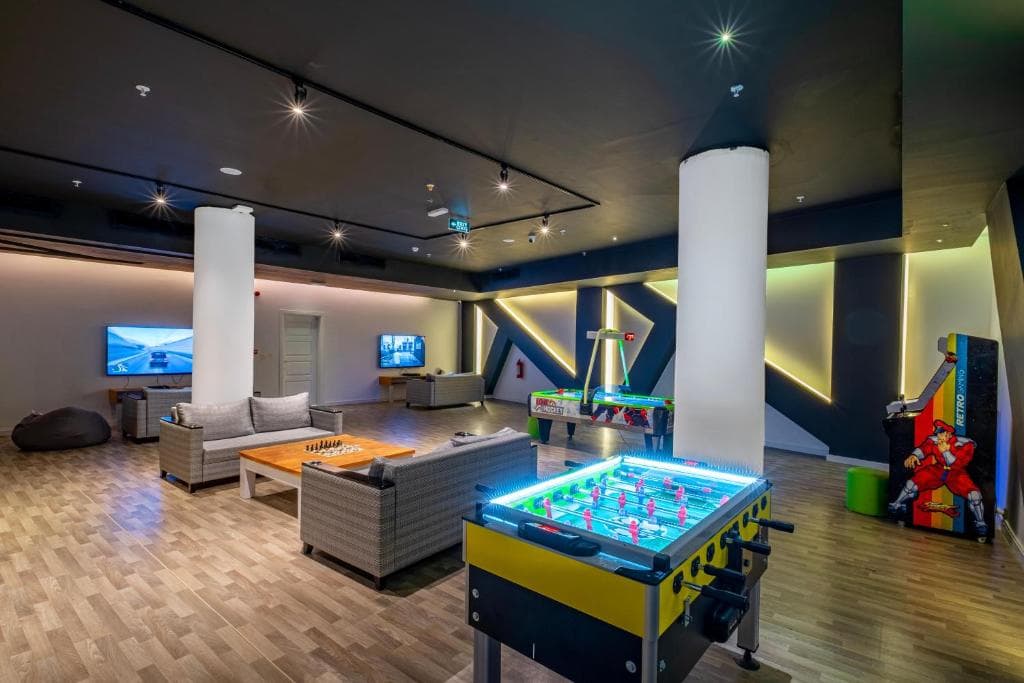 Rubi Platinum Sign - 26