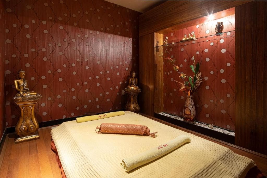 The Norm Oriental Hotel - 3