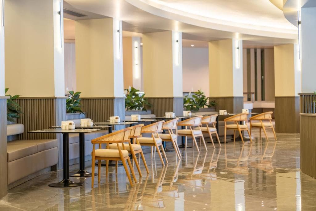 The Norm Oriental Hotel - 31