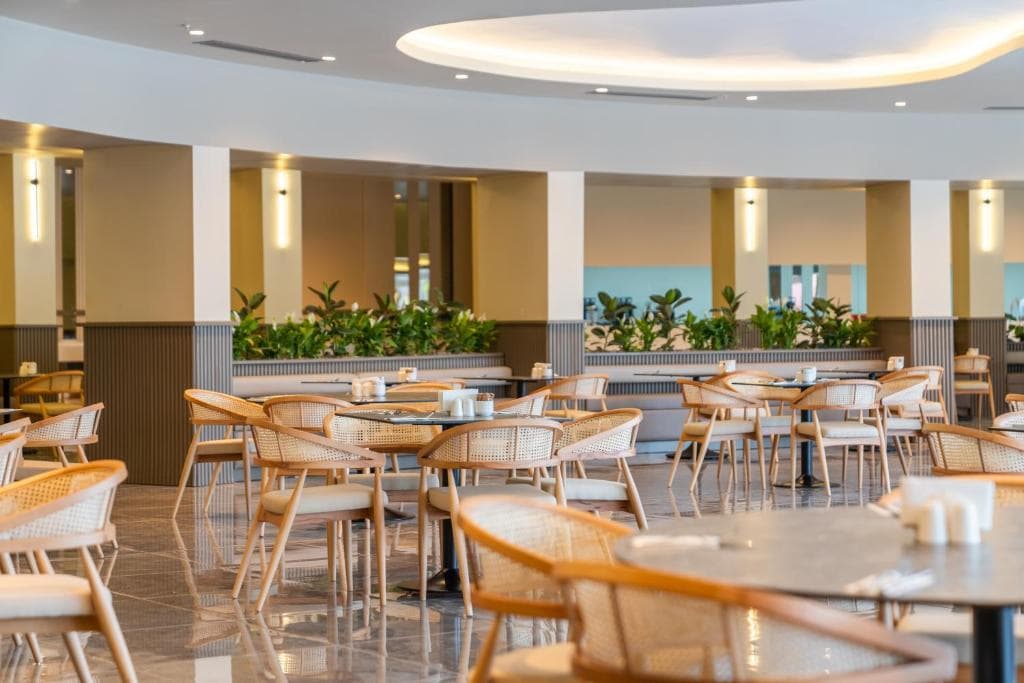 The Norm Oriental Hotel - 40