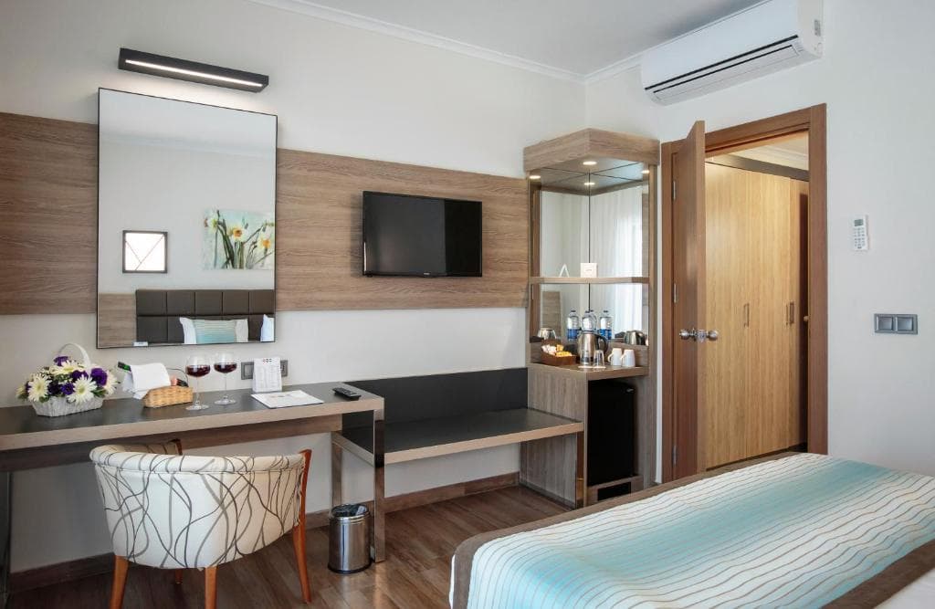 Kimeros Park Holiday Village - 26