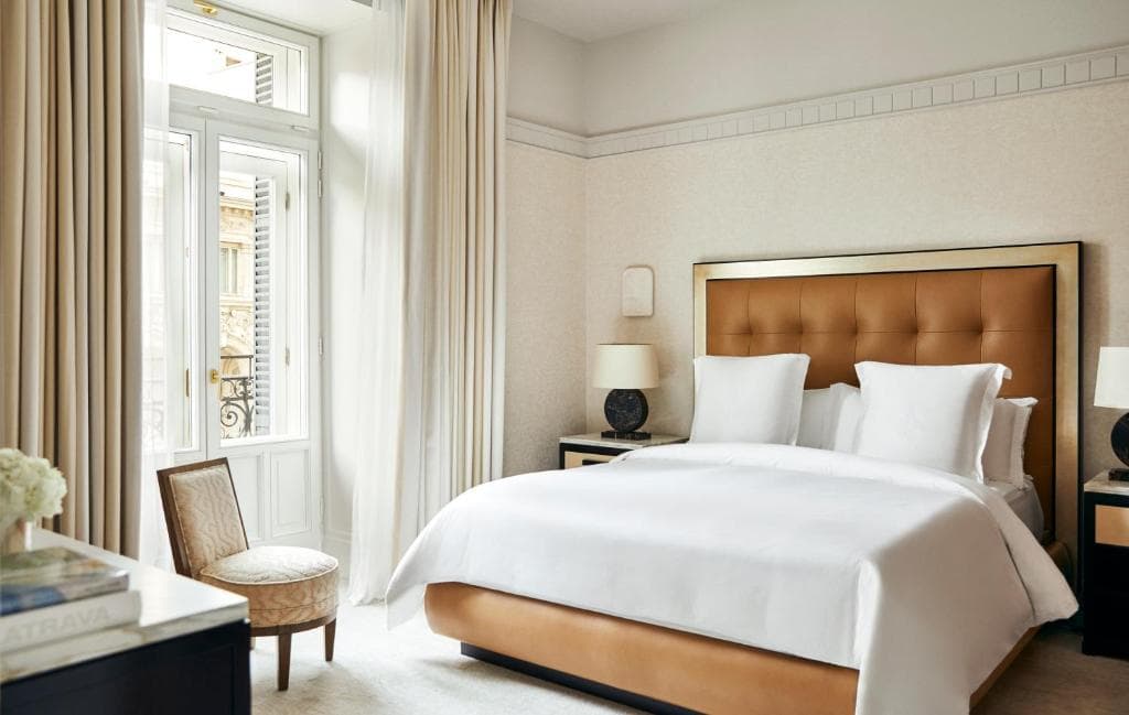 Four Seasons Hotel Madrid - 13