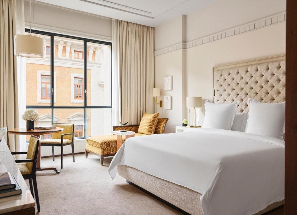 Four Seasons Hotel Madrid - 14