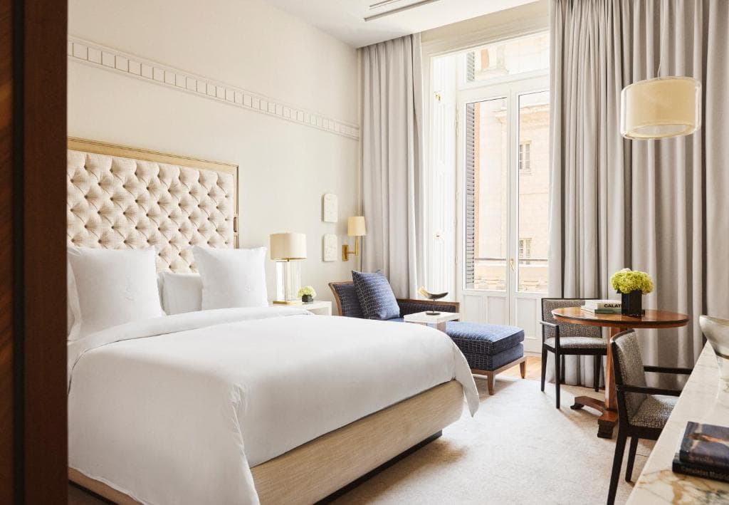 Four Seasons Hotel Madrid - 25