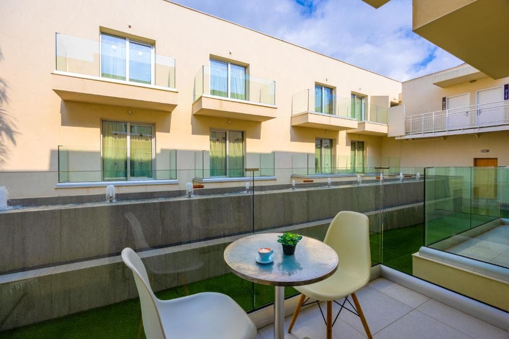 Melpo Antia Hotel & Suites - 6