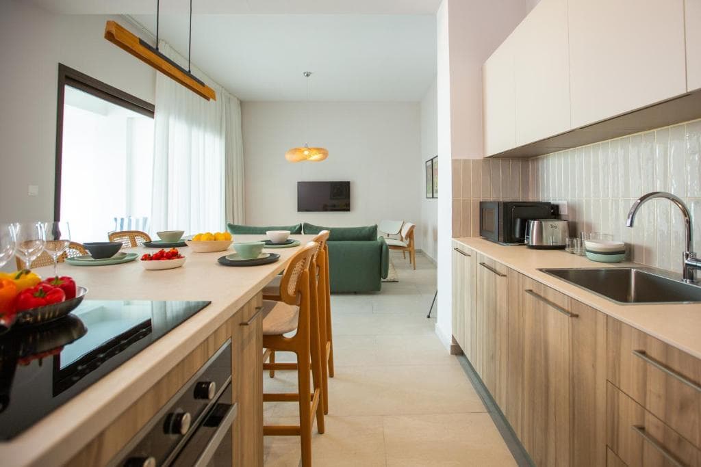 LIV & CO Suites & Villas - 10