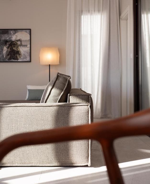 LIV & CO Suites & Villas - 37