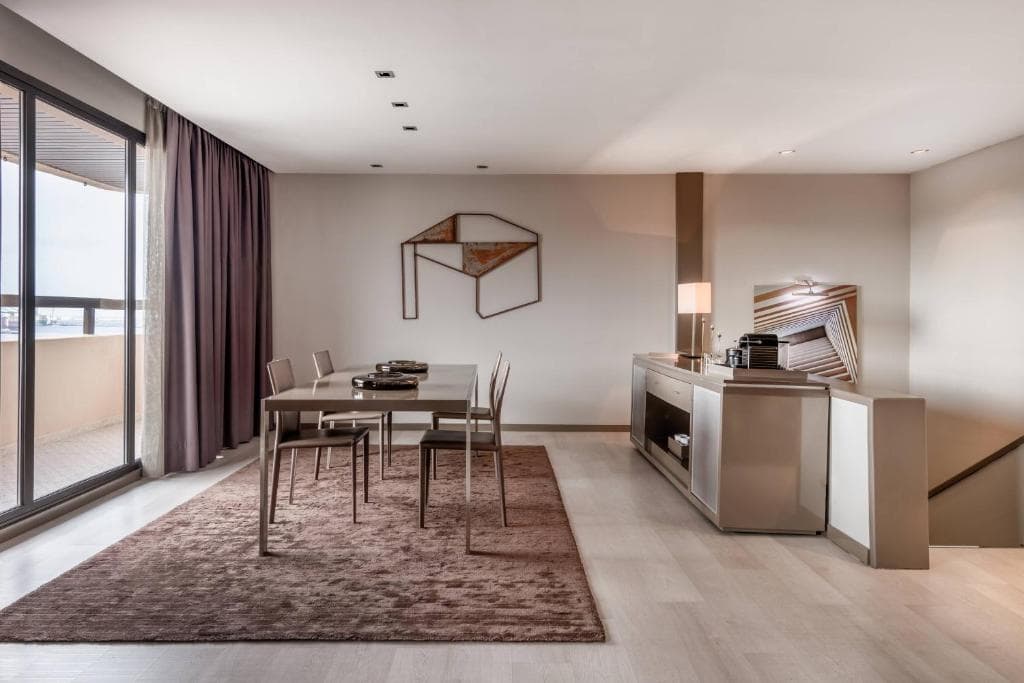 AC Hotel Iberia Las Palmas by Marriott - 9